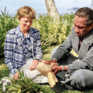 In Tony Barnhill’s colorized images of old Hawai‘i,